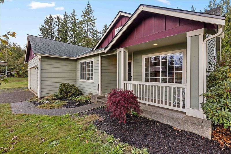 2nd image of 20877 Stottlemeyer Road NE
