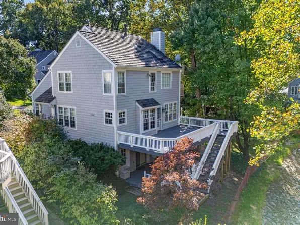 1264 Lamplighter Way, Reston, VA 20194