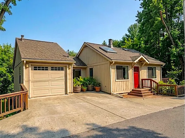 180 Forrest Ave, Fairfax, CA 94930