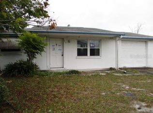 9910 Lake Chrise Ln, Port Richey, FL 34668