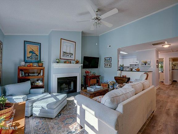 5th image of 101 Ashley Place