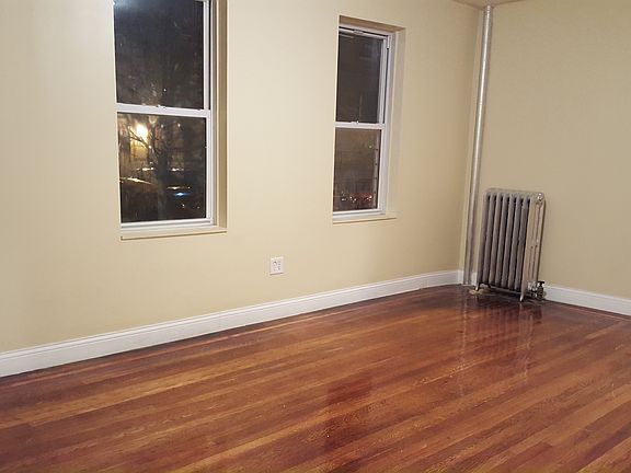 3rd image of 1523 Taylor Ave APT 5