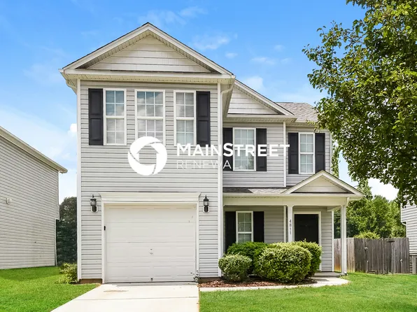 4811 Yellow Locust Dr, Browns Summit, NC 27214