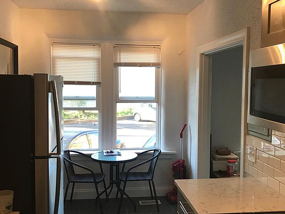 3rd image of 7355 Lindell Blvd APT 102