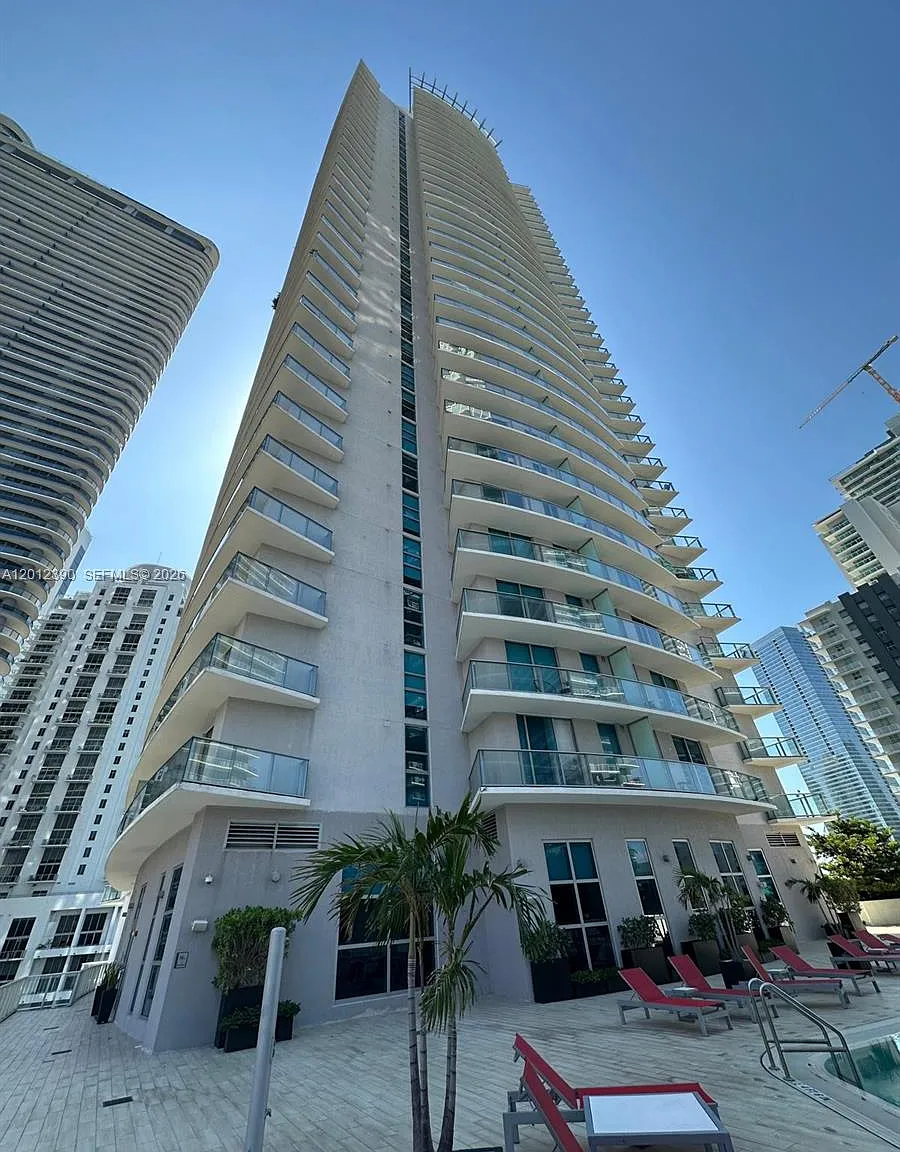 1100 Millecento Residence — Photo 1