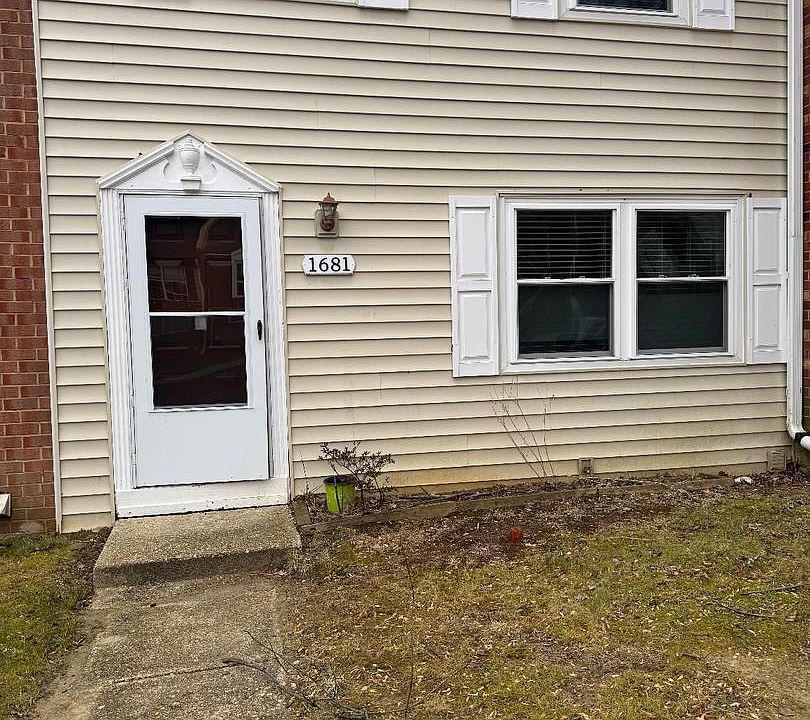 1st image of 1681 Yorktown Ct