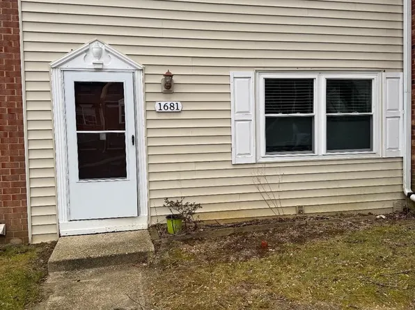 1681 Yorktown Ct, Crofton, MD 21114