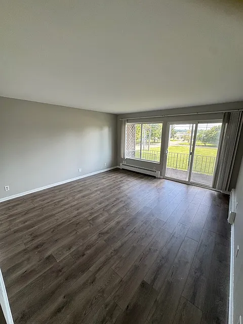 2 bed, 800 sqft, $995 — Photo 4