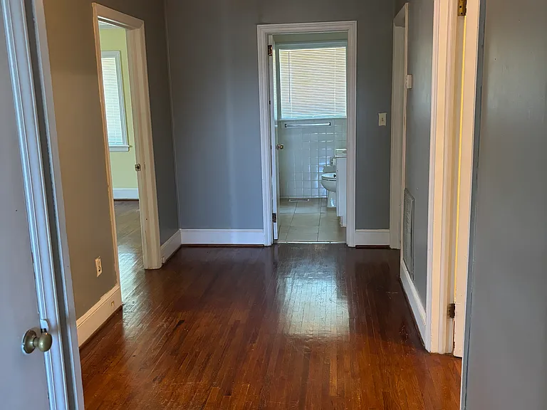 13905 Fairview Rd — Photo 6