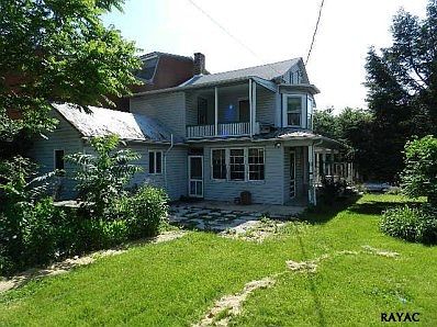 4th image of 334 E Walnut St