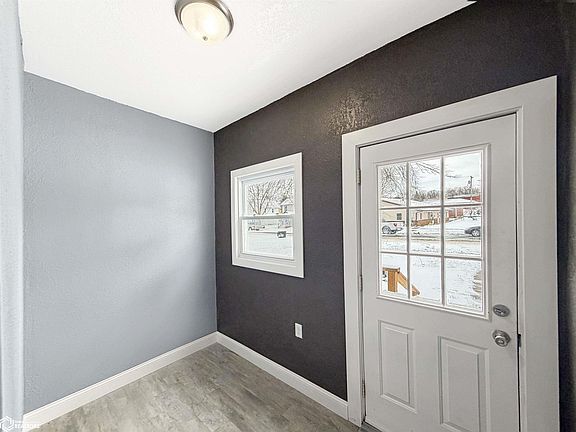4th image of 614 1st St