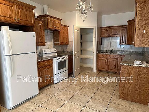 3rd image of 746 N Williams St Unit B