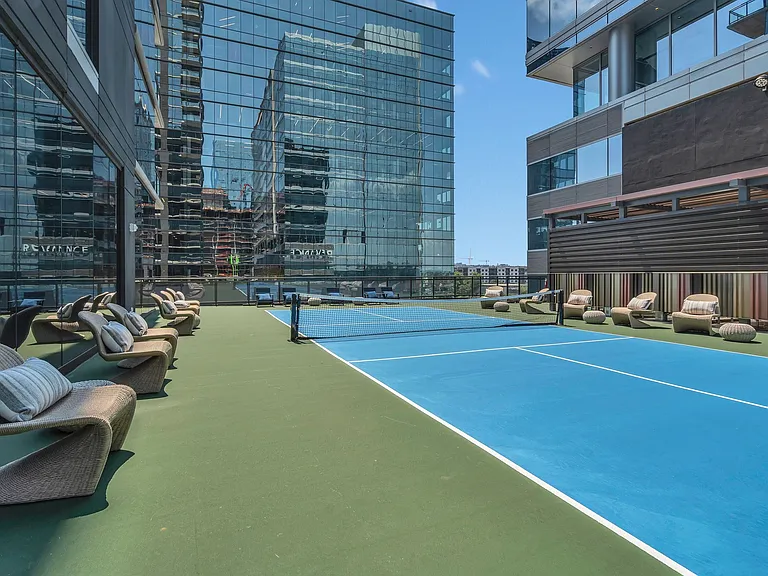 1212 Demonbreun St #810 — Photo 38