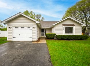 729 Hageman Pl, Naperville, IL 60563