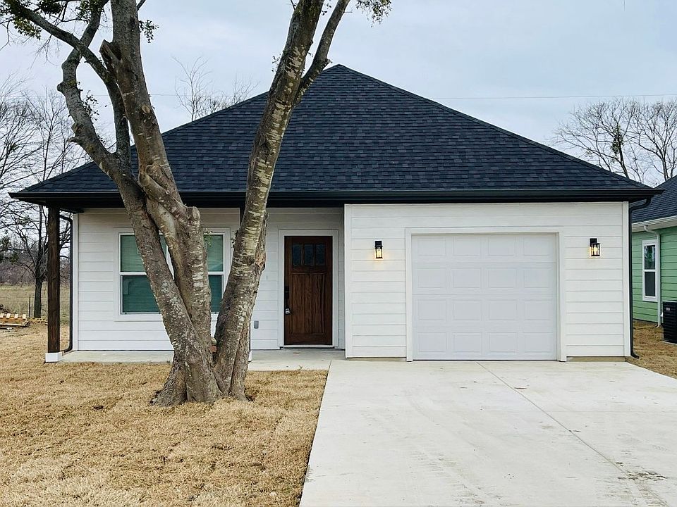 1st image of 109 Newton Ln