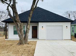 109 Newton Ln, Mabank, TX 75156