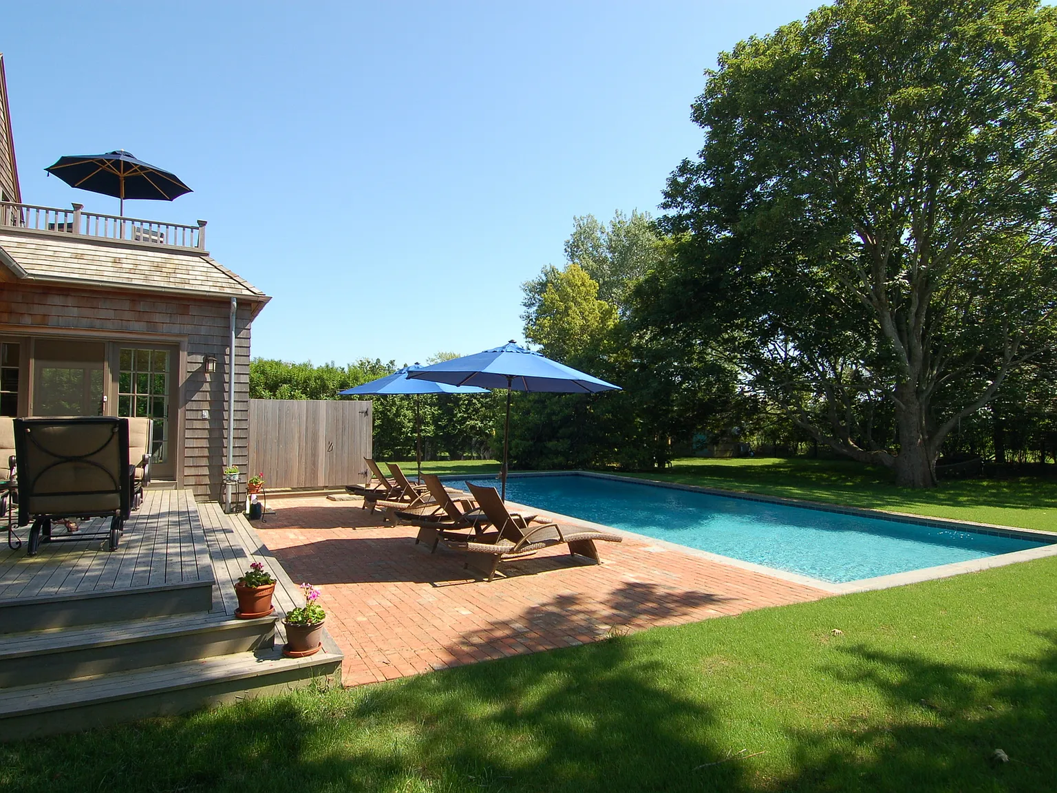 Stroll to the Beach, Sagaponack South — Photo 2