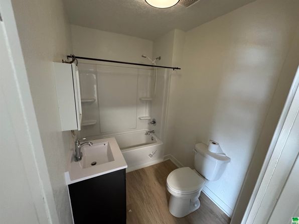 1512-12 1/2 W 2nd St, Sioux City, IA 51103