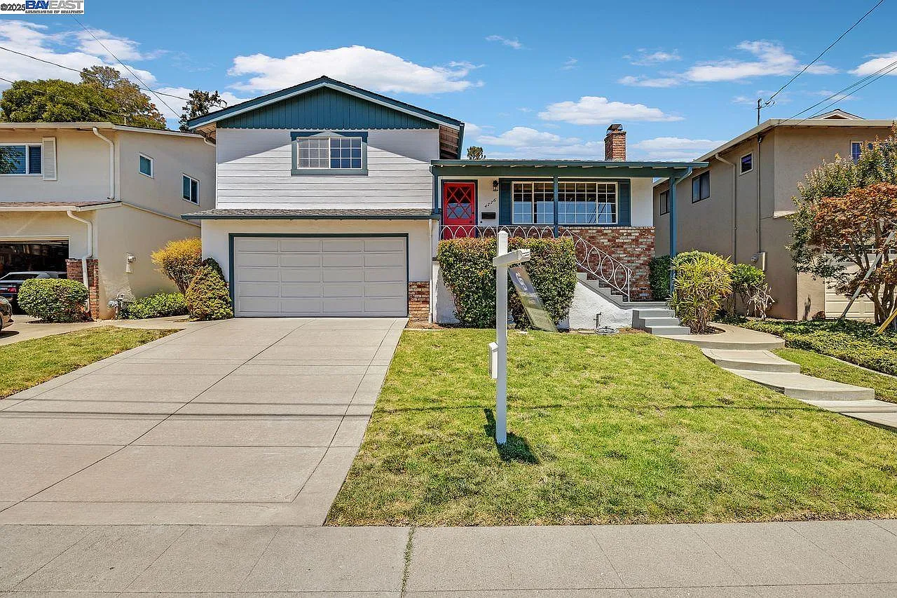 4776 Sorani Way photo 1