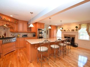 183 Whiting St, Hanover, MA 02339