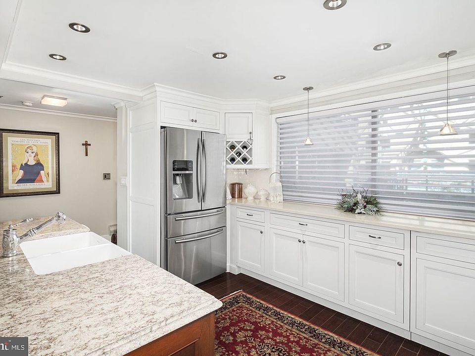 1st image of 7 N Chris Columbus Blvd #232