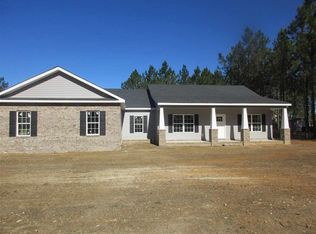 572 Live Oak Way, Dublin, GA 31021