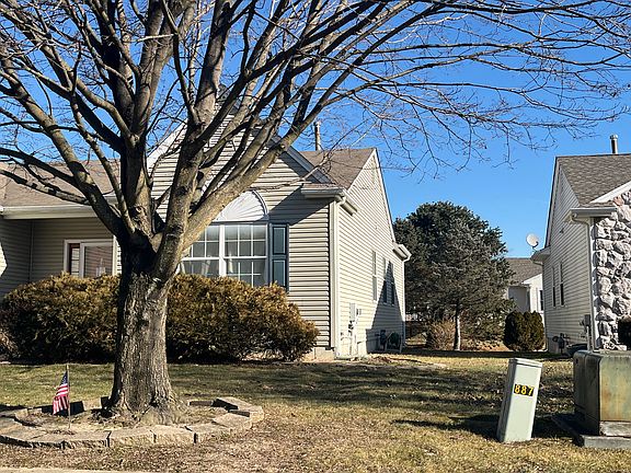 2nd image of 9 Ashley Dr