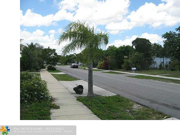 5th image of 1848 NE 50th St
