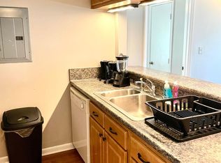 1221 University Ct, Raleigh, NC 27606