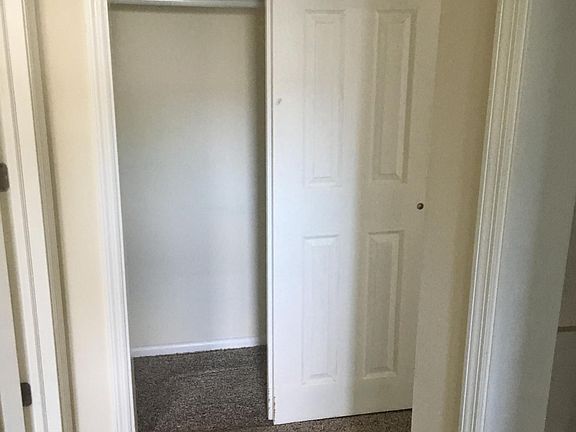 5th image of 672 Fulton St APT 2B