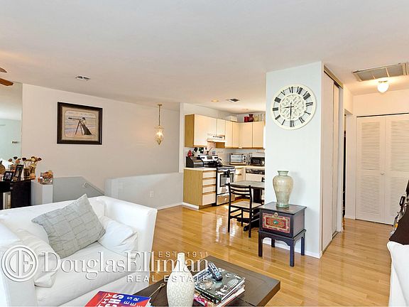 5th image of 116 Westend Ave APT 38