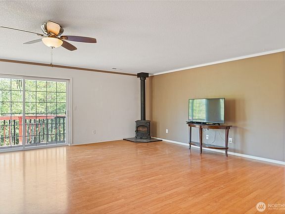 5th image of 147 Broken Mountain Drive