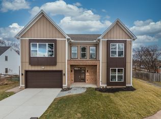 2211 Farougi Ct #1, Herndon, VA 20170
