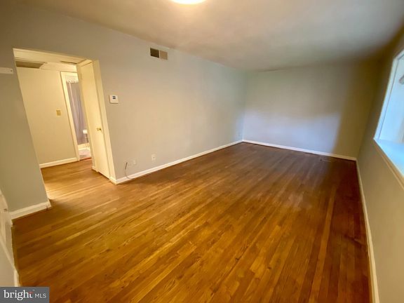 5th image of 2920 Willston Pl APT 102