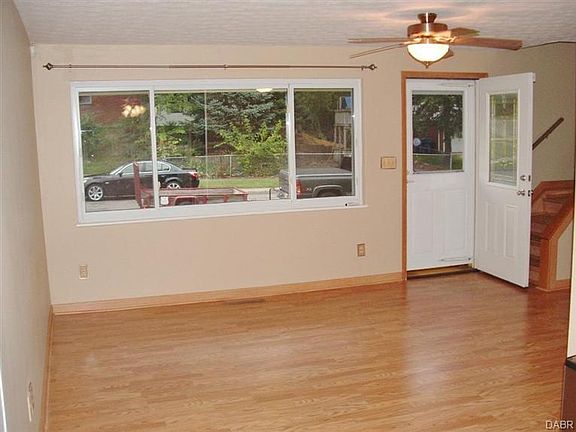 4th image of 5537 Neville St