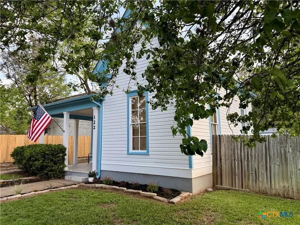 122 Scott St, San Marcos, TX 78666