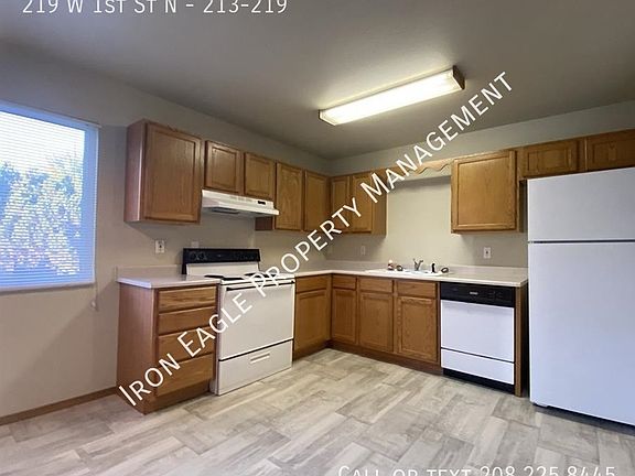 2nd image of 219 W 1st St N #213