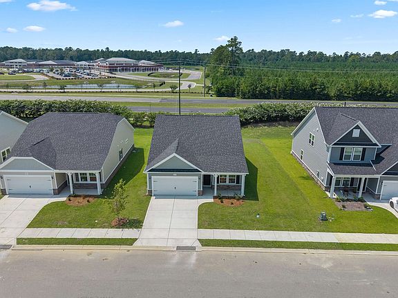 2nd image of 3009 Spain Ln.
