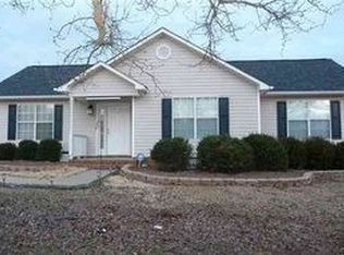 409 Piper Ct, Boiling Springs, SC 29316