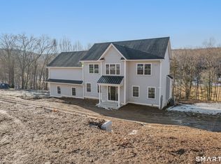 4 Jans Way, Guilford, CT 06437