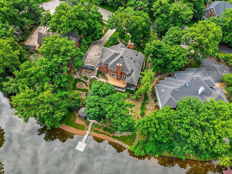 1st image of 1009 Lake Point Ln