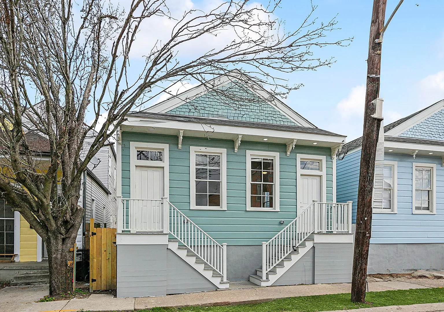 2513 Delachaise Street — Photo 2