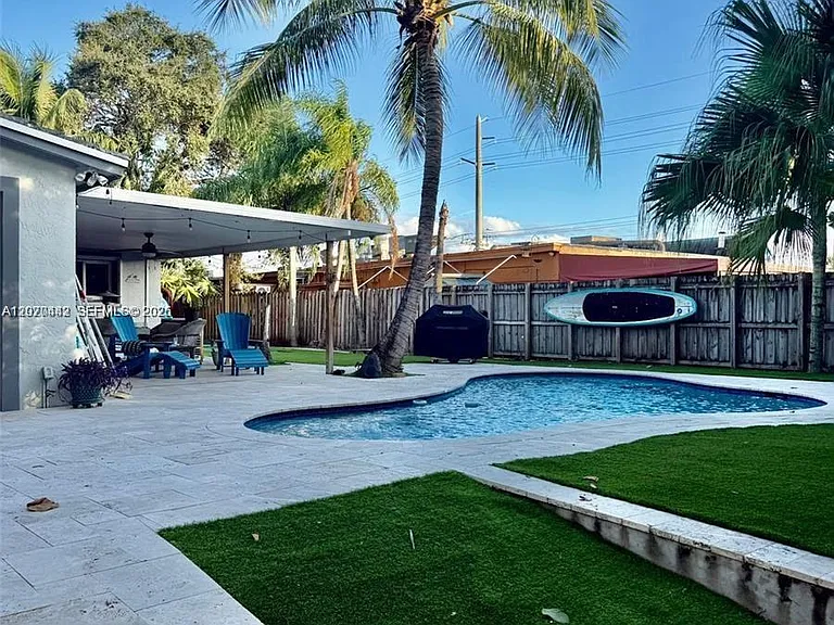 4721 SW 34th Dr — Photo 18