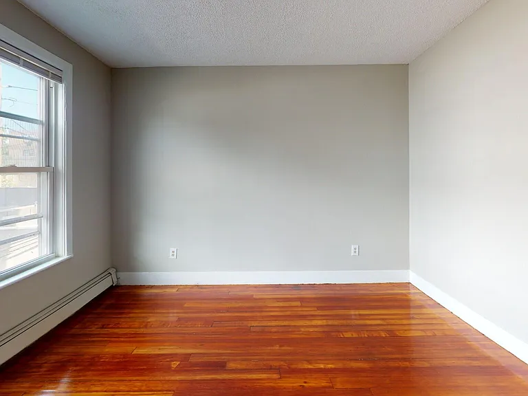 280 McGrath Hwy #1 — Photo 7