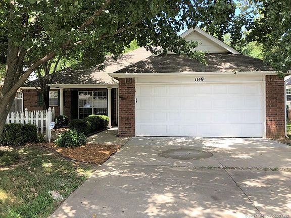 2nd image of 1149 E 132nd Pl