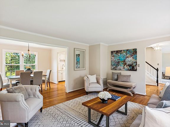 5th image of 14916 Keeneland Cir