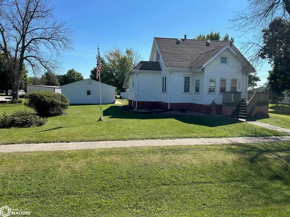 308 Main St, Dumont, IA 50625