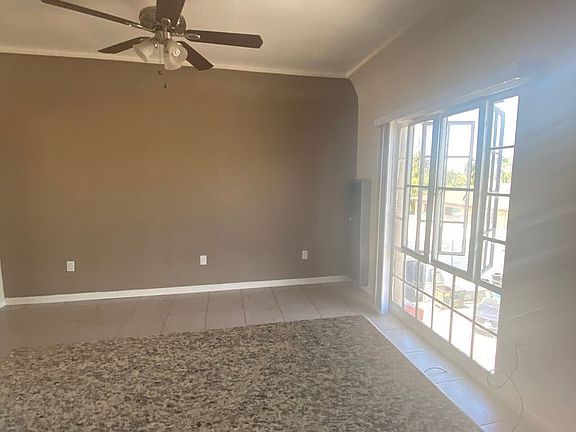 3rd image of 3933 E Broadway APT 304