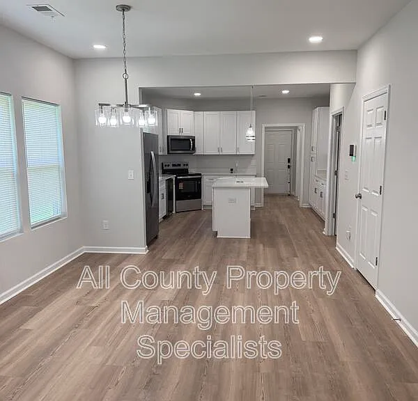 5111 Spalding Ave — Photo 3