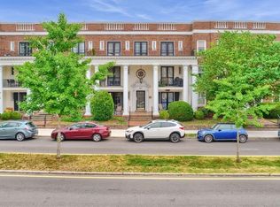 615 Roseneath Rd #U8, Richmond, VA 23221